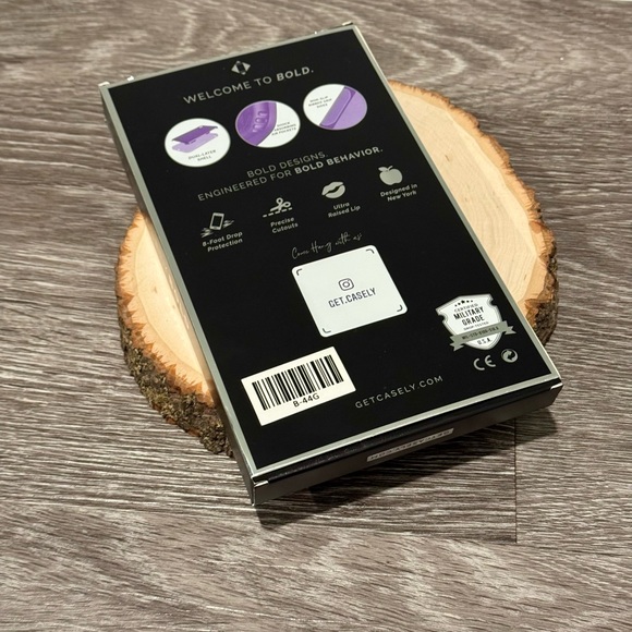 Casely iPhone 11 Pro Phone Case Checkered Gingham Compatible with MagSafe - Picture 7 of 7